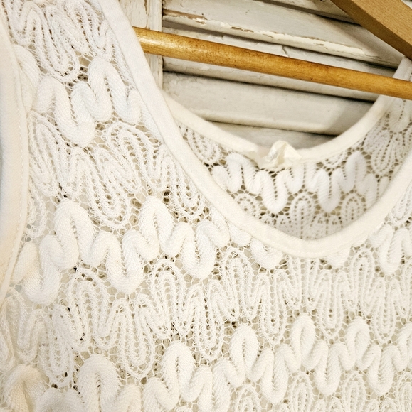 Vintage 70s Crochet Cropped Tank Cream Medium/Large - Picture 2 of 4